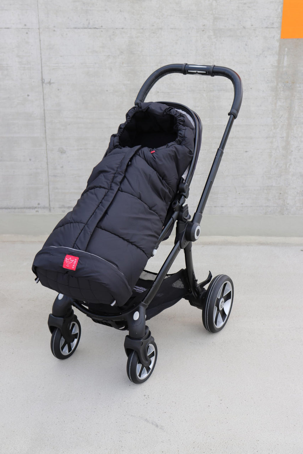 Kaiser Naturfelle 6570825 - Fußsack Iglu Thermo Fleece Farbe: schwarz