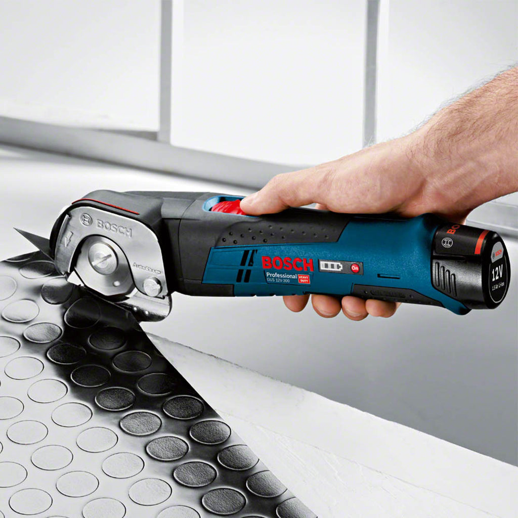 Bosch Professional 12V System Akku Universalschere GUS 12V-300 (ohne Akku/ Ladegerät)