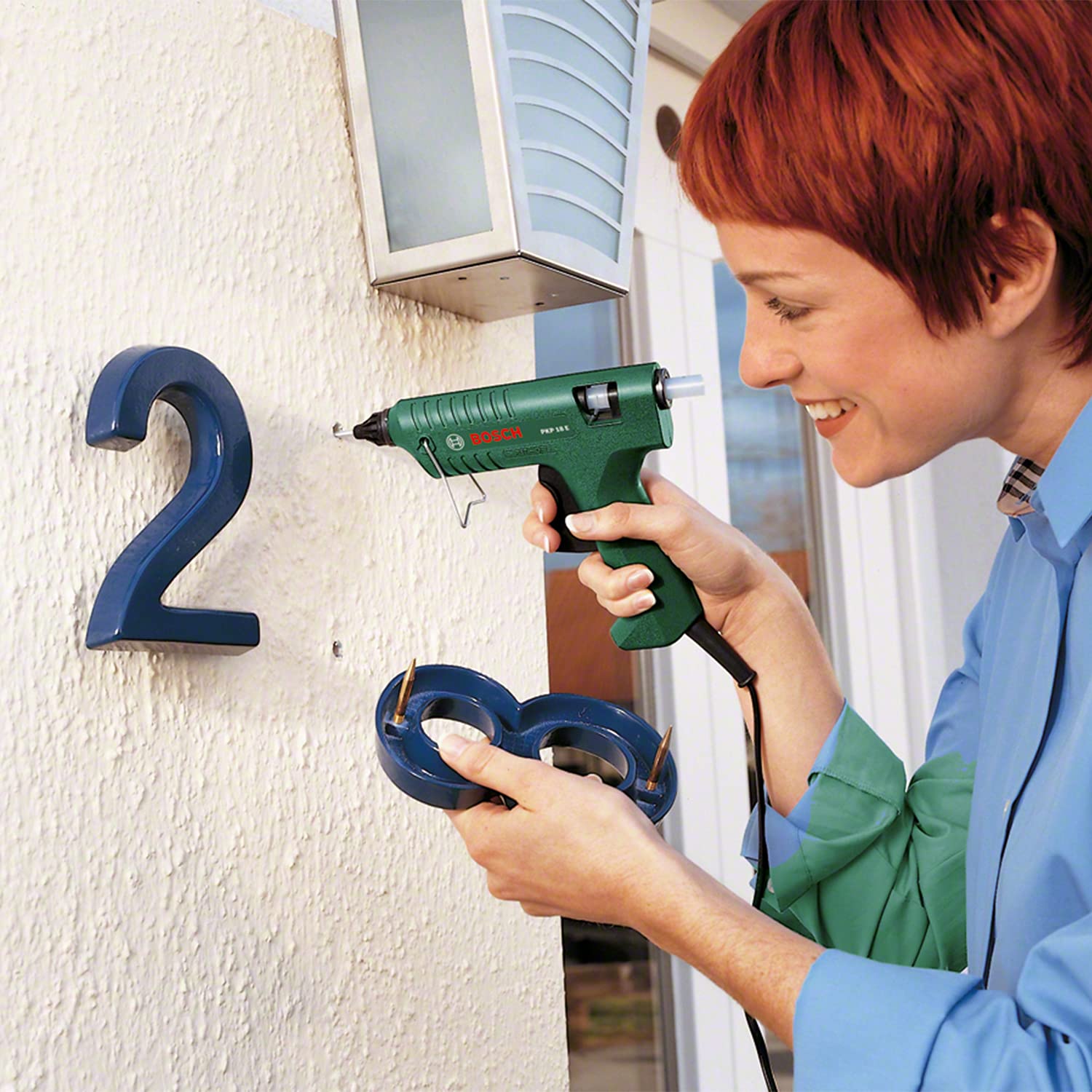 Bosch Klebepistole PKP 18 E (1x extralange Düse, Schmelzkleber, 240 Volt)