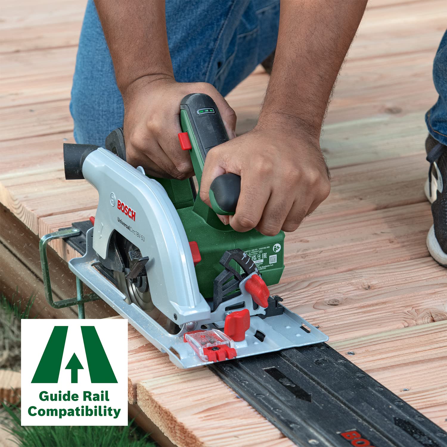 Bosch Akku-Kreissäge UniversalCirc 18V-53 (Präzises Sägen in Holz; max. Schnitttiefe 53 mm; 18 Volt System; ohne Akku)