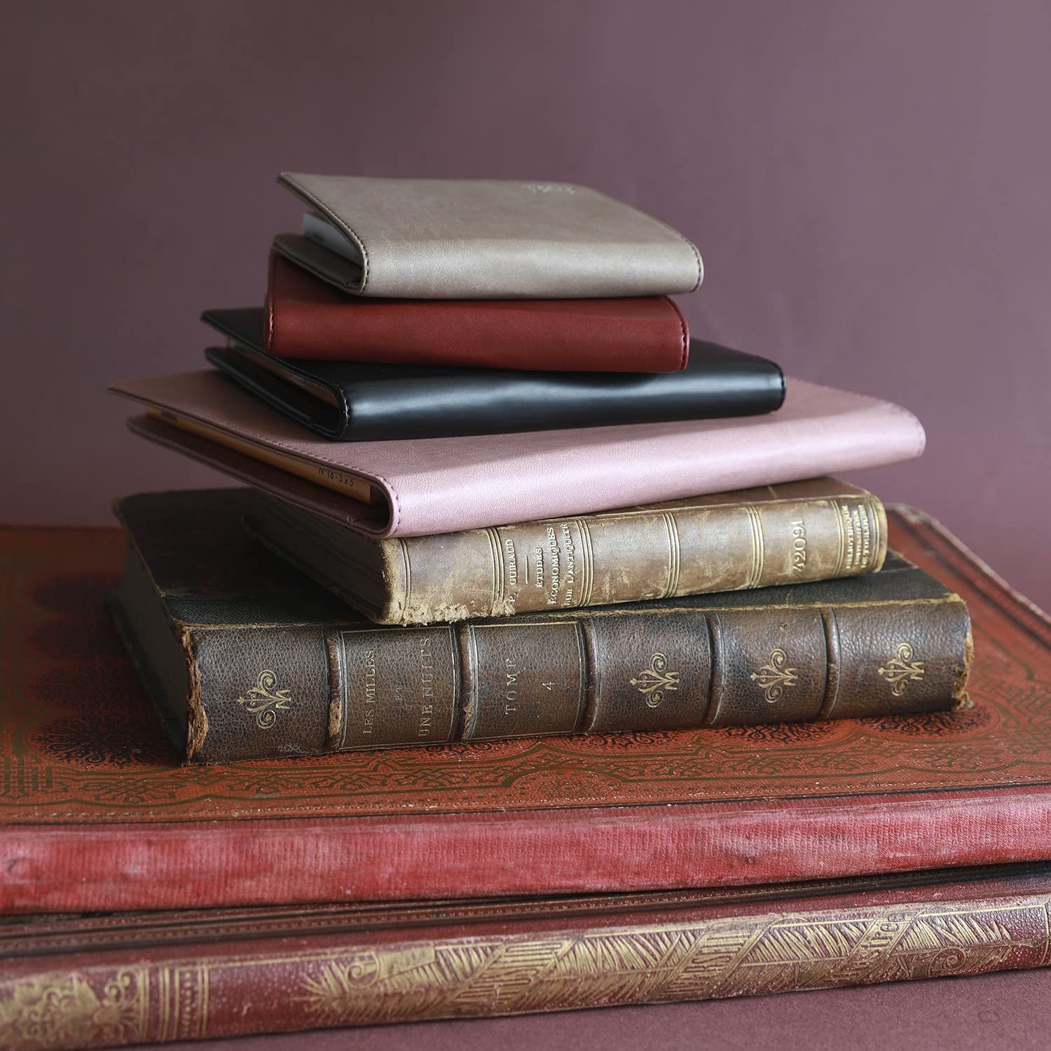 Rhodia 216001C - Mappe für Block oder Notizheft Rhodiarama - N°16, für DIN A5 (14,8x21 cm) 17,5x23,5 cm, elegant und praktisch, schwarz, 1 Stück