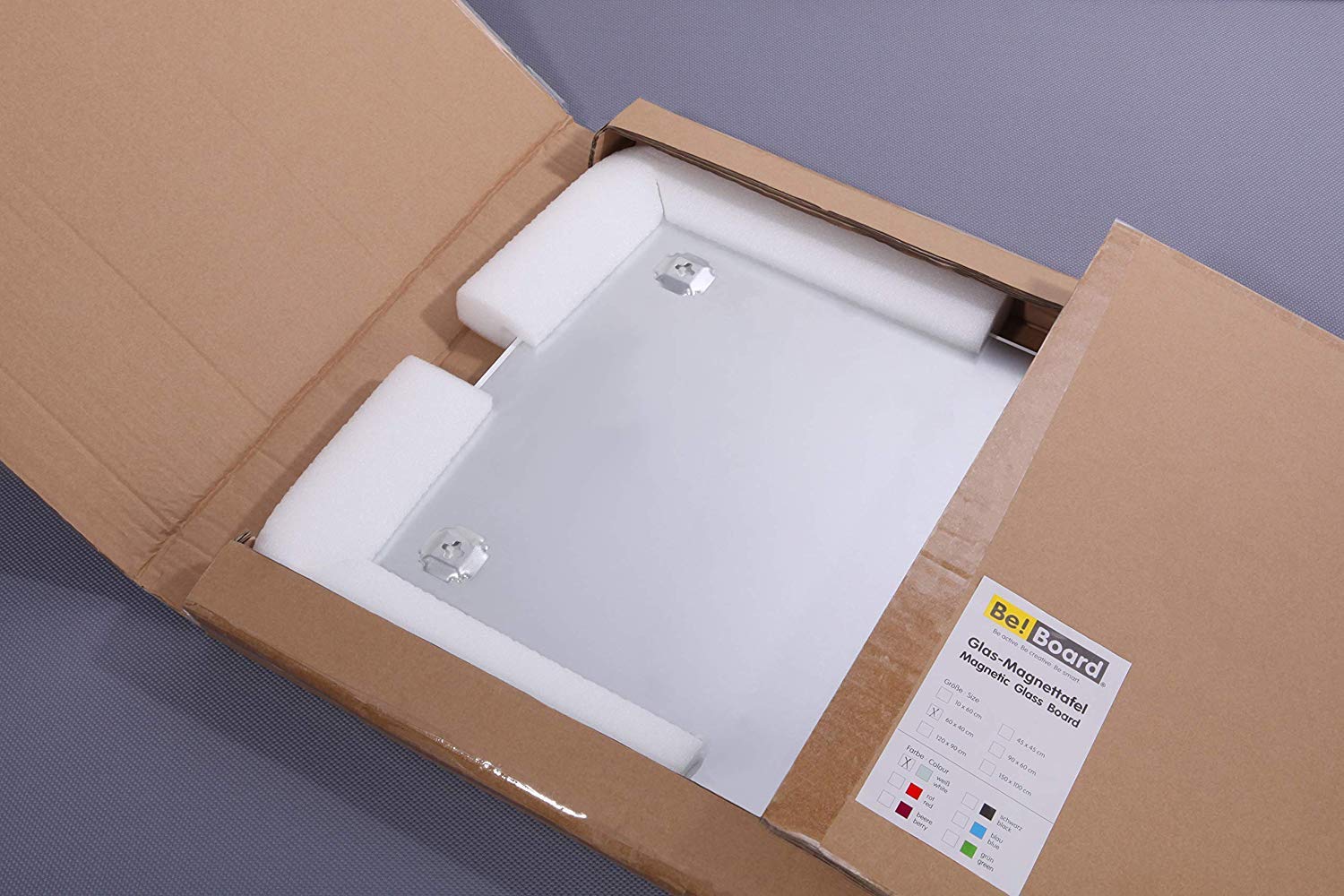 SIGEL B1401 Große Glas-Magnettafel BeBoard / Whiteboard schwarz, 120 x 90 cm, magnetisch & beschreibbar, incl. 2 Neodym-Magnete, rahmenlos, für Büro und Schule