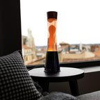 FISURA - Lavalampe orange. Silberner Chromsockel, orangefarbene Flüssigkeit und orangefarbene Lava. Lavalampe mit ersatzbirne.11 x 11 x 39,5 Zentimeter