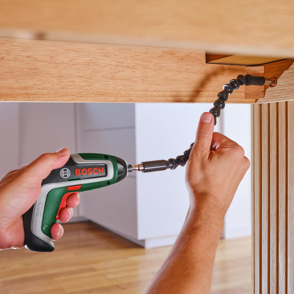 Bosch Kompakter Akku-Schrauber IXO, Flexi-Set (für flexibles Schrauben; 7. Generation; 3,6 V; 2,0 Ah; mit flexibler Erweiterung und Micro-USB-Kabel; Biegung bis 180°; 10 x Bit)