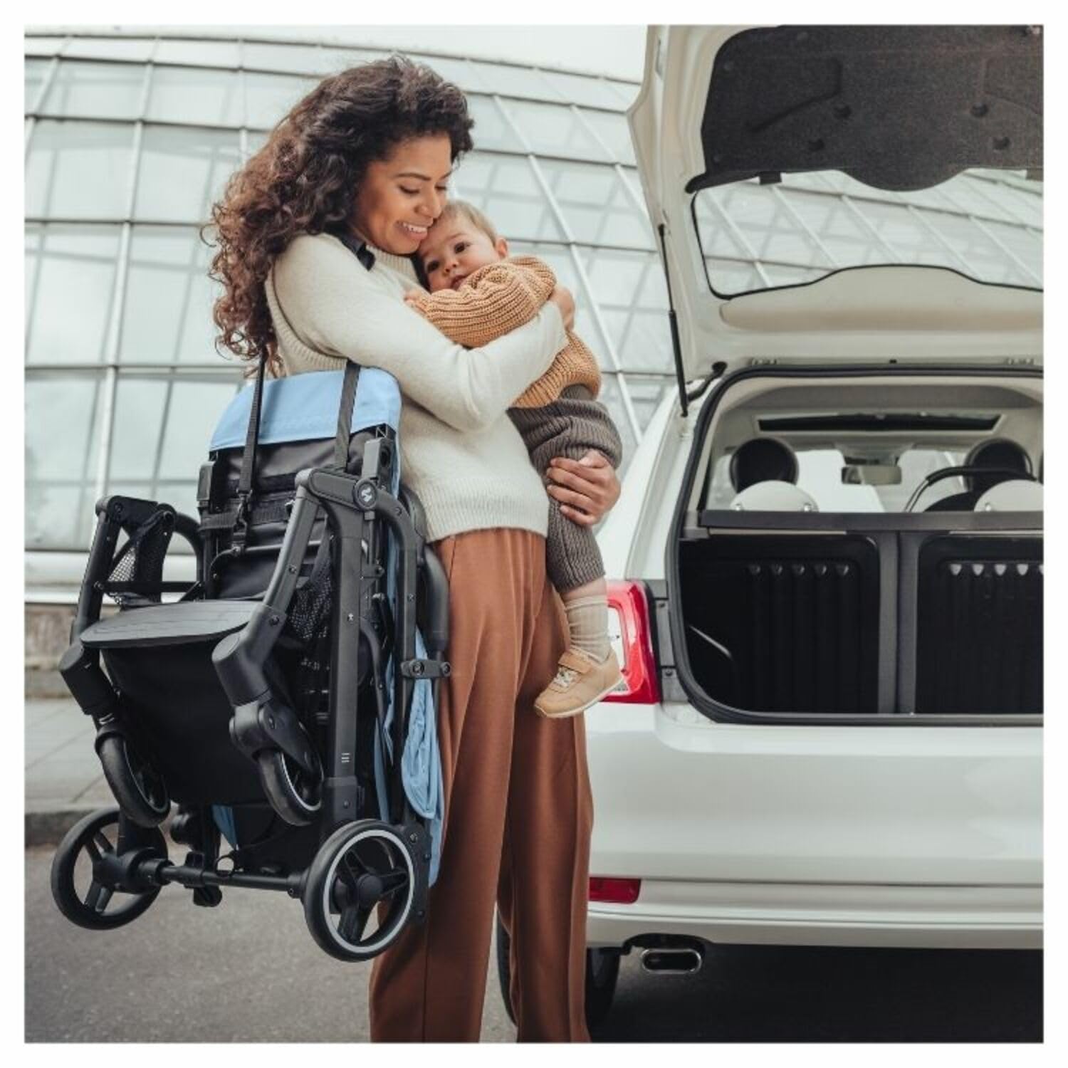 hauck Travel N Care Plus, Dusty Blue - Reisebuggy für Kinder ab Geburt bis 22 kg mit Liegefunktion & Kopfposter - Leicht (7,2 kg) & Einhändig Faltbar - Selbststehend - UPF 50+ & Netzfenster
