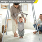 FUNLIO Baby Türhopser mit Ständer für 6–24 Monate, Baby Hüpfschaukel mit Gestell für Drinnen und Draußen, Tür Schaukel/Hängeschaukel für Kleinkinder mit Verstellbarer Kette, einfach zu Montieren-Grau