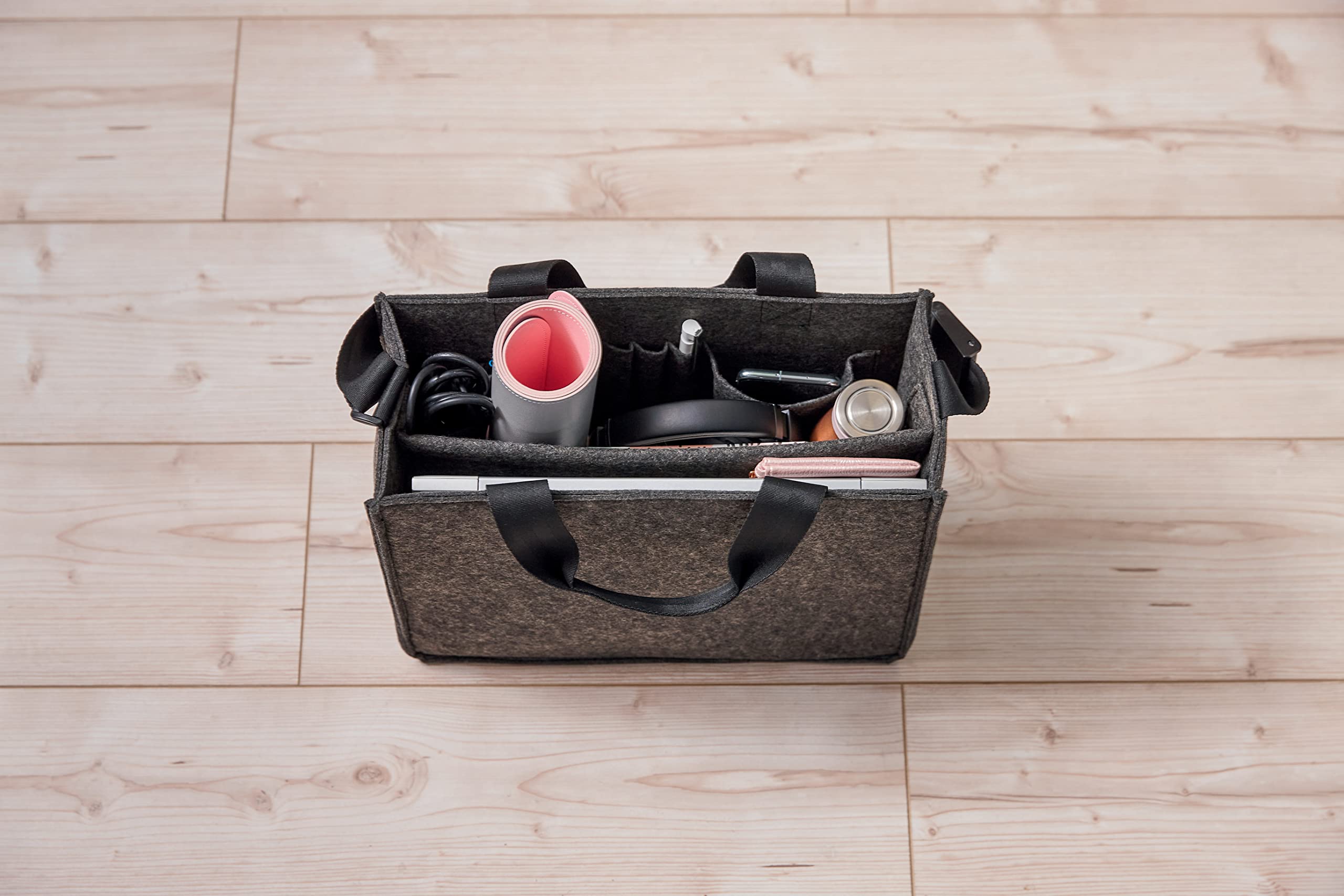 SIGEL BA410 Desk Sharing Bag Classic, Organizer für mobiles Arbeiten, absolut sicherer Stand: für Laptop bis 15,4 Zoll und Unterlagen, Synthetischer Filz, dunkelgrau, Medium 36 x 15 x 28 cm