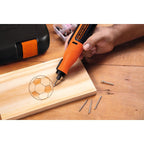 Black+Decker Akku-Multifunktionswerkzeug mit 52-tlg. Zubehör BCRT8IK (7.2V, 1.5Ah, Universal-Feinbohrschleifer mit Licht, zum Schneiden, Schleifen, Polieren und Schmirgeln, inkl. USB-Ladekabel + Box)