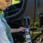 ABUS KeyGarage 797 - Schlüsselbox mit Bügel zur Befestigung - für Schlüssel oder kleine Wertgegenstände - Schwarz-Silber