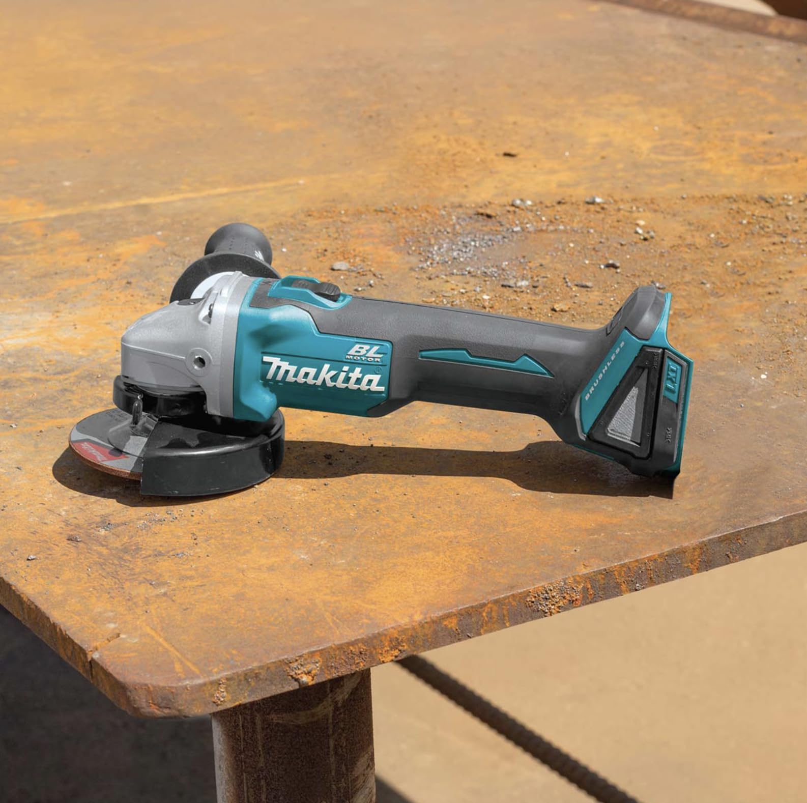 Makita DGA504Z Akku-Winkelschleifer 18 V (ohne Akku, ohne Ladegerät)