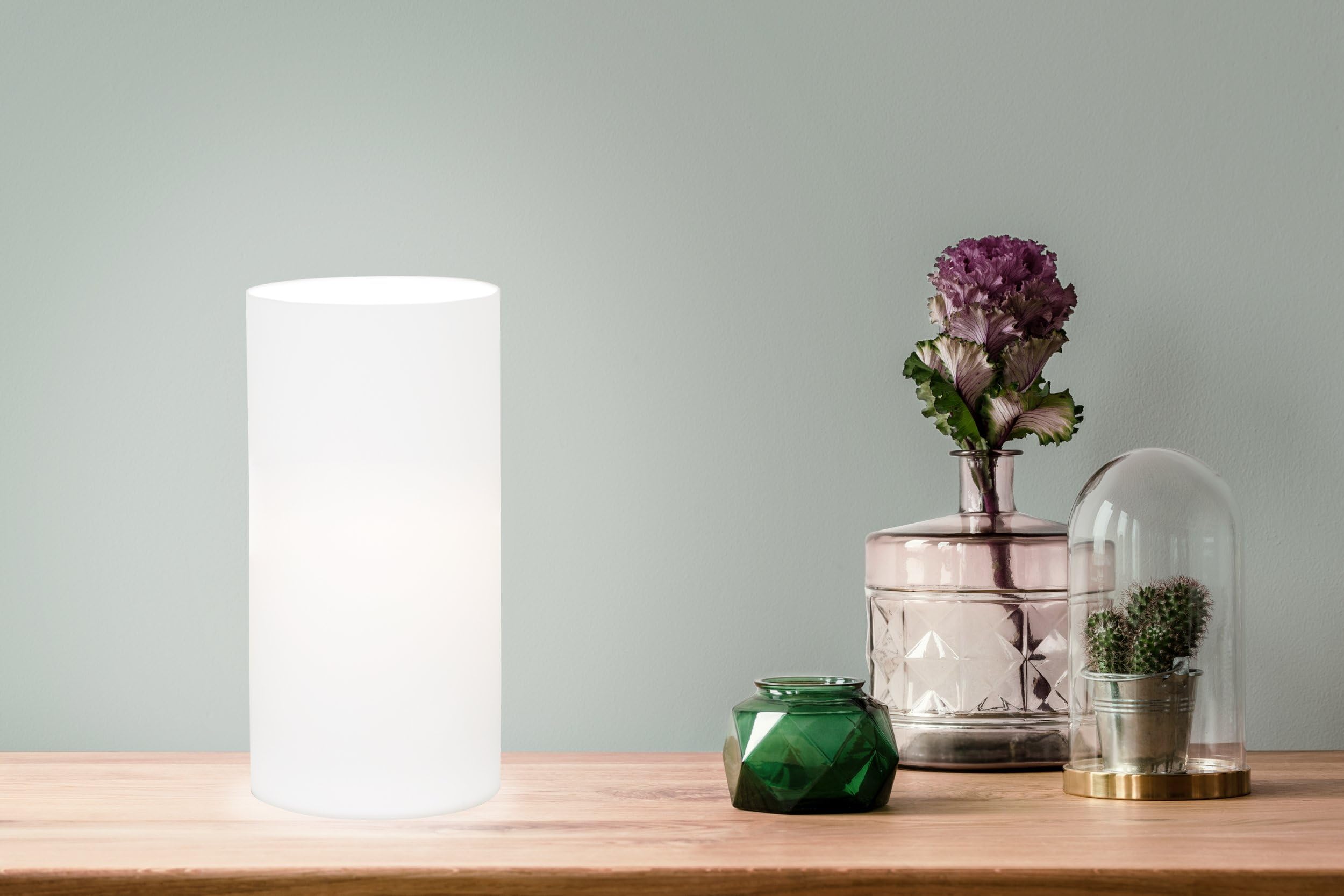 EGLO Tischlampe Geo, Tischleuchte minimalistisch, Nachttischlampe aus Opal-mattem Glas, Wohnzimmerlampe in Weiß, Lampe mit Schalter, E14 Fassung