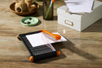 Fiskars Hebel-Papierschneidemaschine, A5-Hochformat, A4-Querformat, Selbstschärfende Klinge, Mit Fingerschutz, Bypass, Recycelte Materialien, 1077982