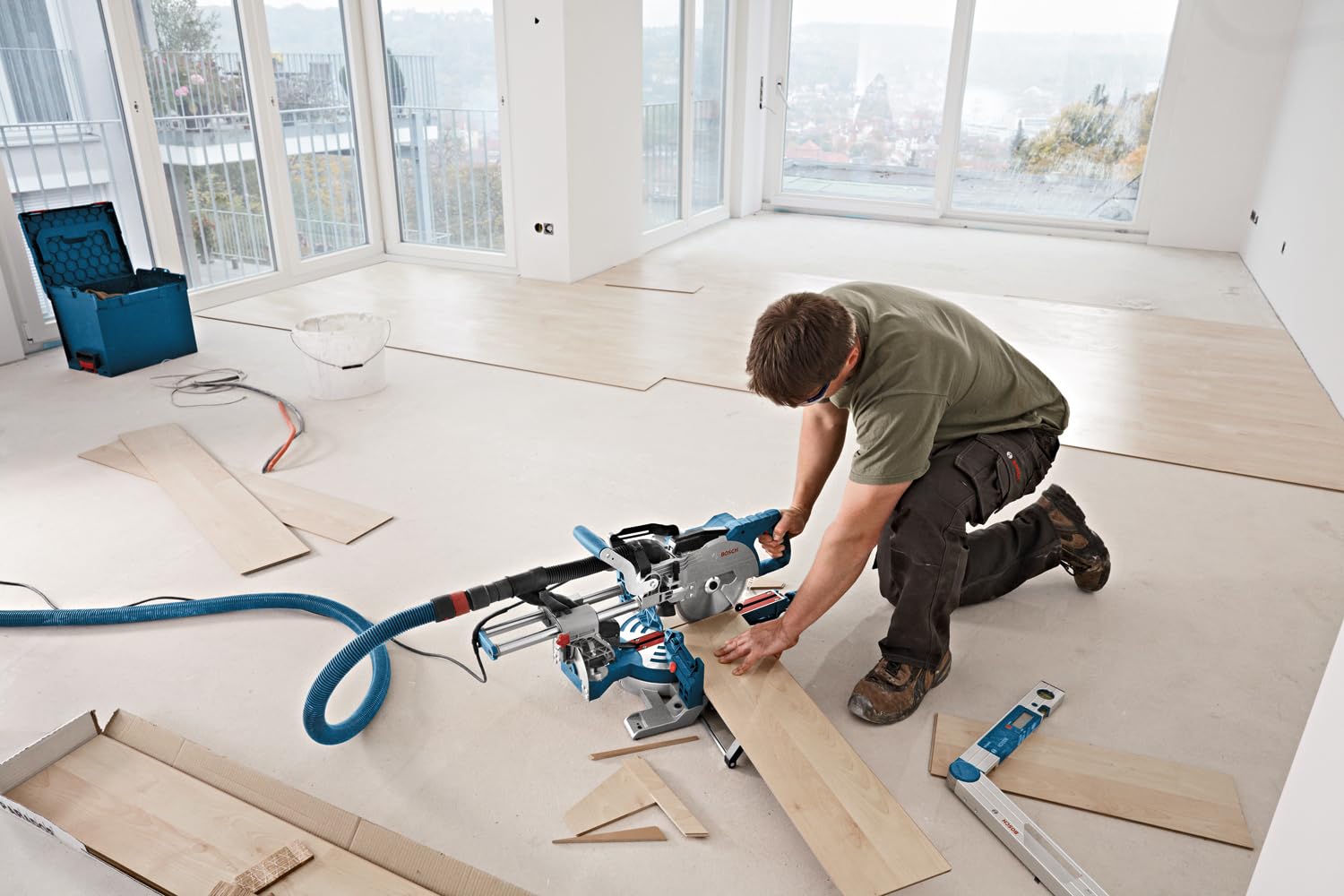 Bosch Professional Kappsäge GCM 8 SJL (1600 Watt, Sägeblatt-Ø: 216 mm, im Karton)