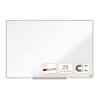 Nobo Magnetisches Emaillle-Whiteboard mit Stiftablage, 900 x 600 mm, Schlanker Zierrahmen, InvisaMount-Montagesystem, Impression Pro, Weiß, 1915395