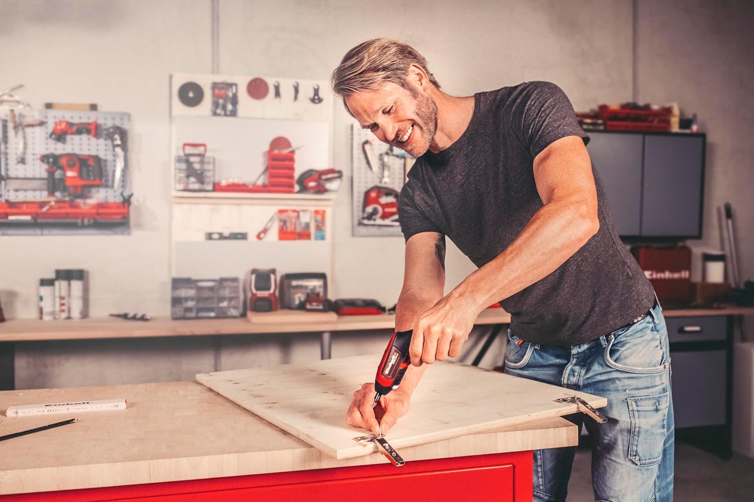 Einhell Akkuschrauber TE-SD 3,6/1 Li (Li-Ion, 3.6 V, 4.5 Nm Drehmoment, Micro-USB-Lader, Magnetbithalterung, LED-Beleuchtung, Softgrip, inkl. 10-teiliges Bit-Set)