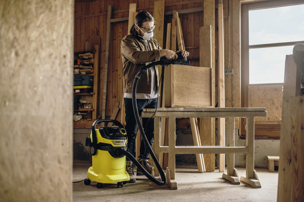Karcher Nass-/Trockensauger WD 5 P V-25/5/22, inkl. Steckdose, Flachfaltenfilter, patentierter Filterbox, Filterreinigung, Vliesfilterbeutel, 1.100 W, Kunststoffbehälter: 25 l, Saugschlauch: 2,2 m