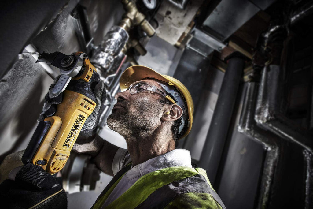 DeWALT oszillierendes Multi-Tool DWE315 mit 30-tlg. Zubehör-Set