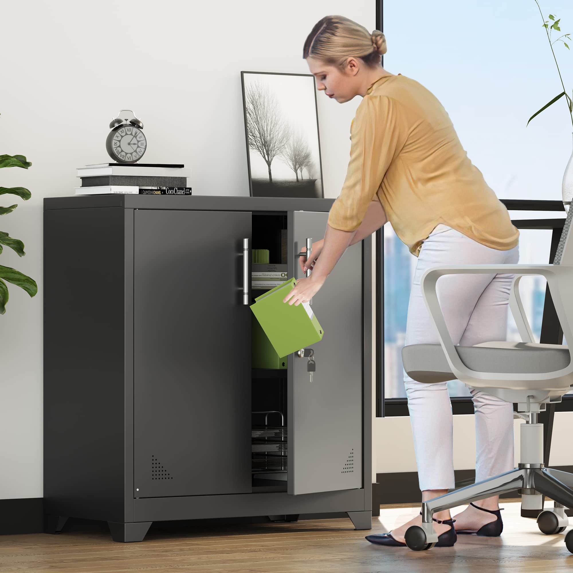 YITAHOME Aktenschrank Abschließbar, Metallschrank mit 2 Verstellbare Einlegeböden, Büroschrank Stahlschrank mit Belüftungslöcher für Arbeitszimmer Büro Garage Schule, Schwarz, 80 x 40 x 90cm