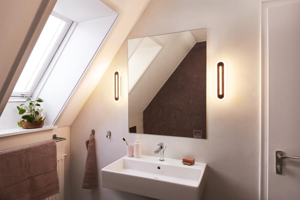 LEDVANCE Smart LED Badezimmerlampe white, 1200LM, 3000-6500K, 300mm x 70mm, IP44, Orbis Bath Wandleuchte, Badezimmerleuchte mit Wifi Technologie, dimmbar, steuerbar über App und Sprachassistenten