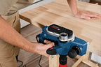 Bosch Professional Hobel GHO 26-82 D (Leistung 710 Watt, inkl. Parallelanschlag, Sechskantstiftschlüssel SW 2,5, Stoffstaubbeutel, Handwerkoffer)