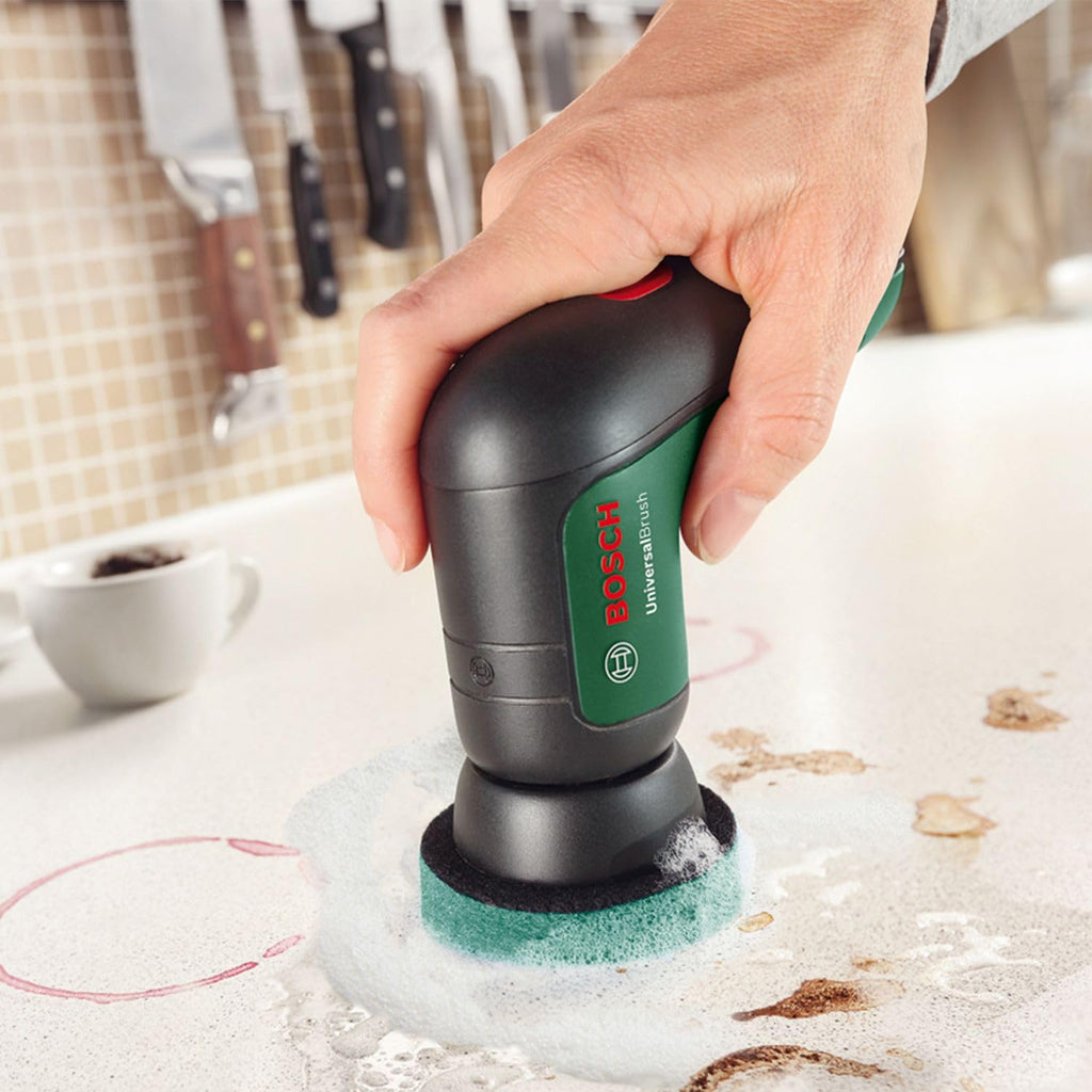 Bosch Elektro-Reinigungsbürsten-Set UniversalBrush (für Badezimmer Fliesen, Küchenherd, Pfannen, Töpfe und mehr; 10 Reinigungsaufsätze enthalten; 3,6 V integrierter Akku; Micro-USB-Kabel; in Tasche)