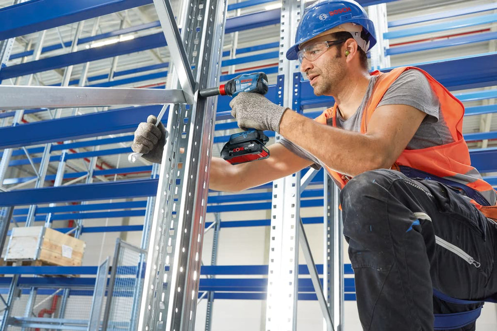 Bosch Professional 18V System Akku Drehschlagschrauber GDX 18V-210 C (max. Drehmoment 210 Nm, inkl. 2x Akku GBA 18V 5.0Ah, Schnellladegerät GAL 18V-40, L-BOXX)