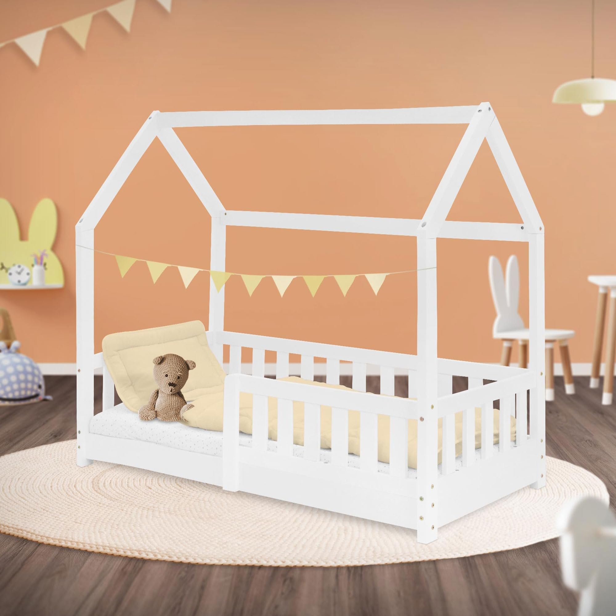 ML-Design Kinderbett 70x140 cm mit Rausfallschutz, Dach und Lattenrost, Weiß, Massivholz Kinder Bett, Hausbett für Mädchen/Jungen, Bettenhaus aus massivem Kiefernholz, Bodenbett Jugendbett Kinderhaus