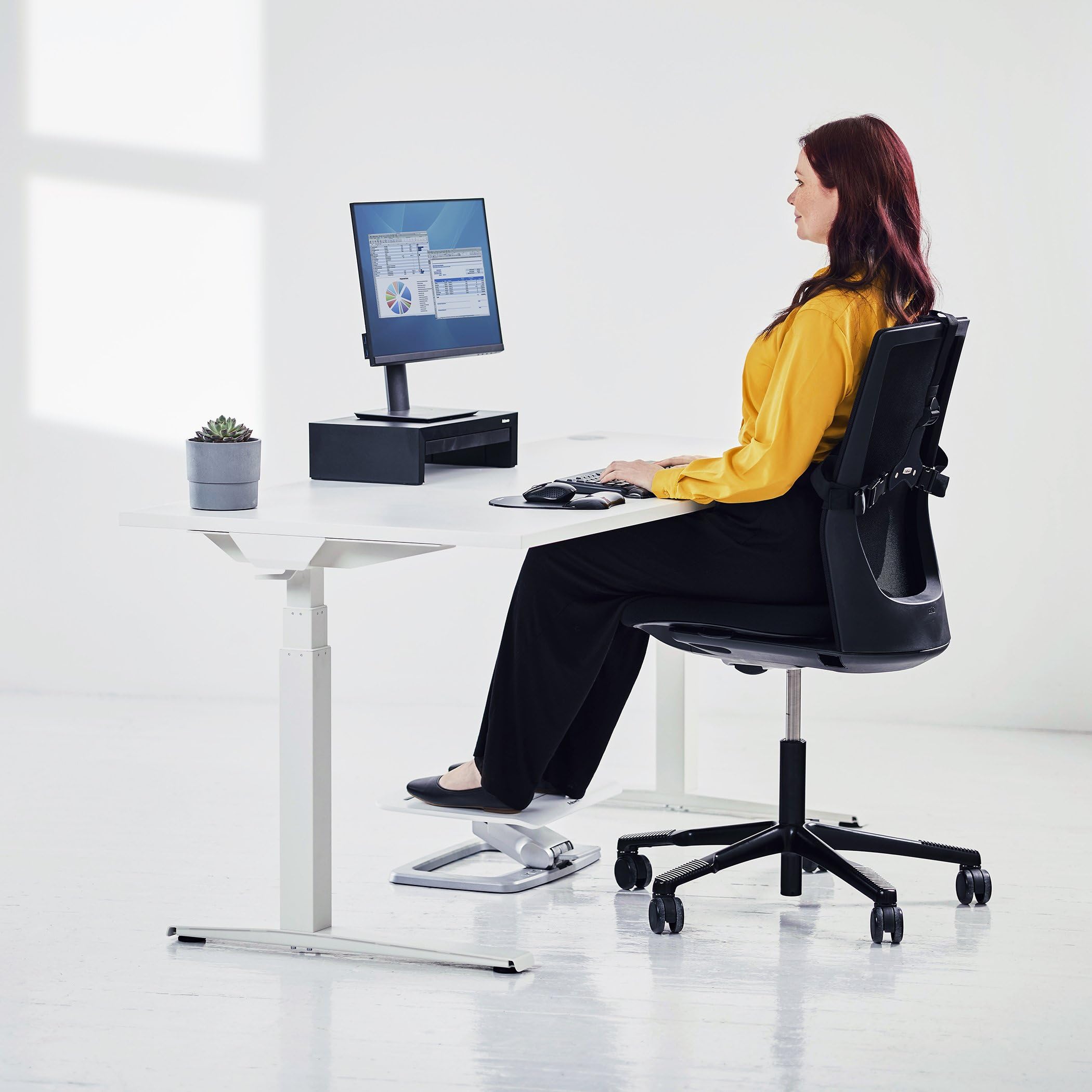 Fellowes Monitorständer Designer Suites, höhenverstellbar um 4 cm, ergonomisch, mit Aufbewahrungsfach, für Monitore bis 21 Zoll bzw. 18 kg