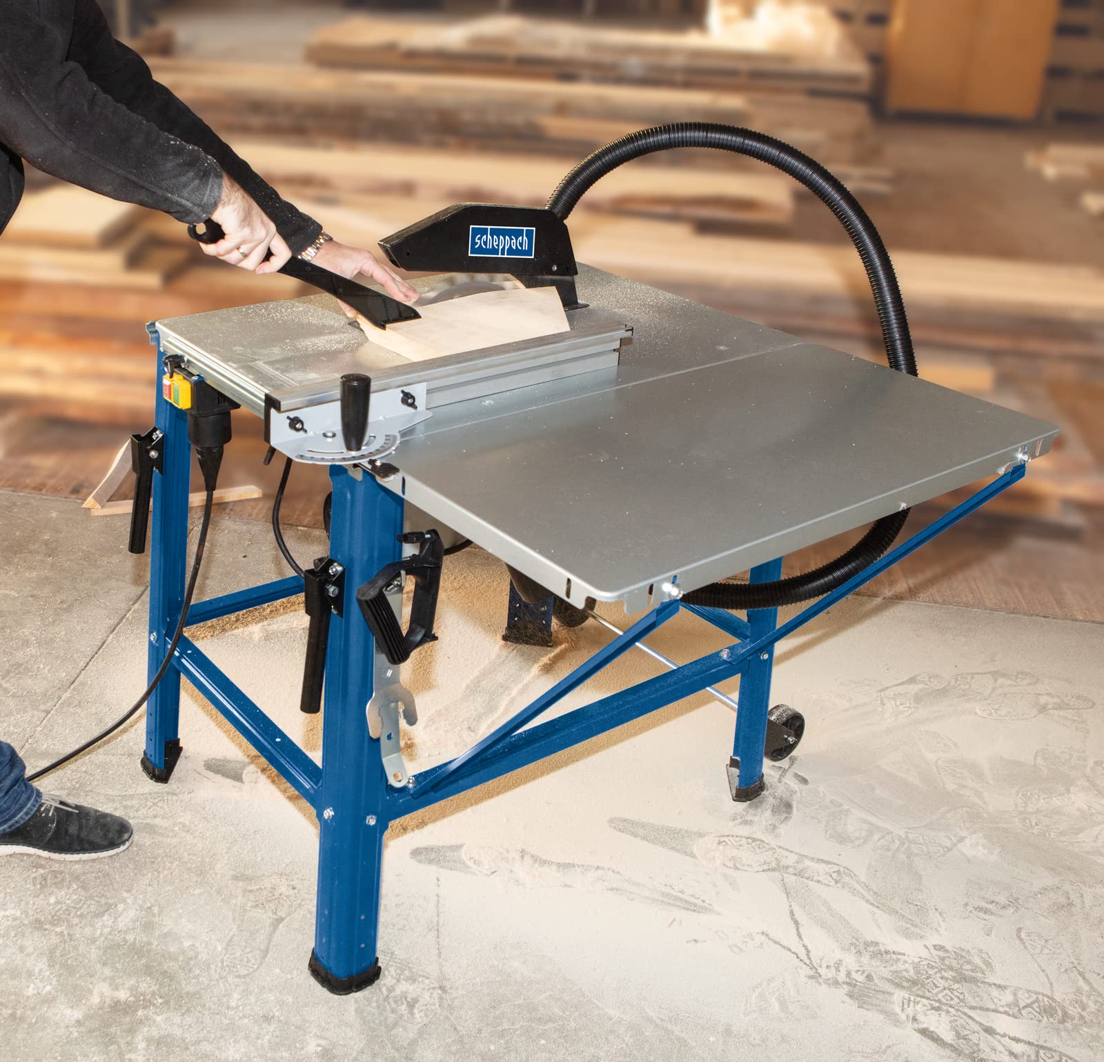 Scheppach Tischkreissäge HS120o mit Fahrvorrichtung | 230V 2200W | Schnitthöhe 83 mm | HW-Sägeblatt- Ø315mm / 24Z | schwenkbar bis 45° | inkl. Tischverlängerung & Längsanschlag und Sägeblattschutz