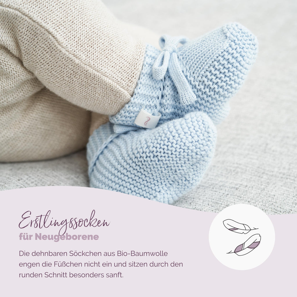 Livella Kuscheltuch „Hase“ mit Söckchen - Reine Bio-Baumwolle – Premium Schmusetuch, Kuscheldecke, Schmusedecke, Strickdecke - Samtweich & atmungsaktiv - Oeko-TEX® Standard 100 und GOTS Zertifiziert