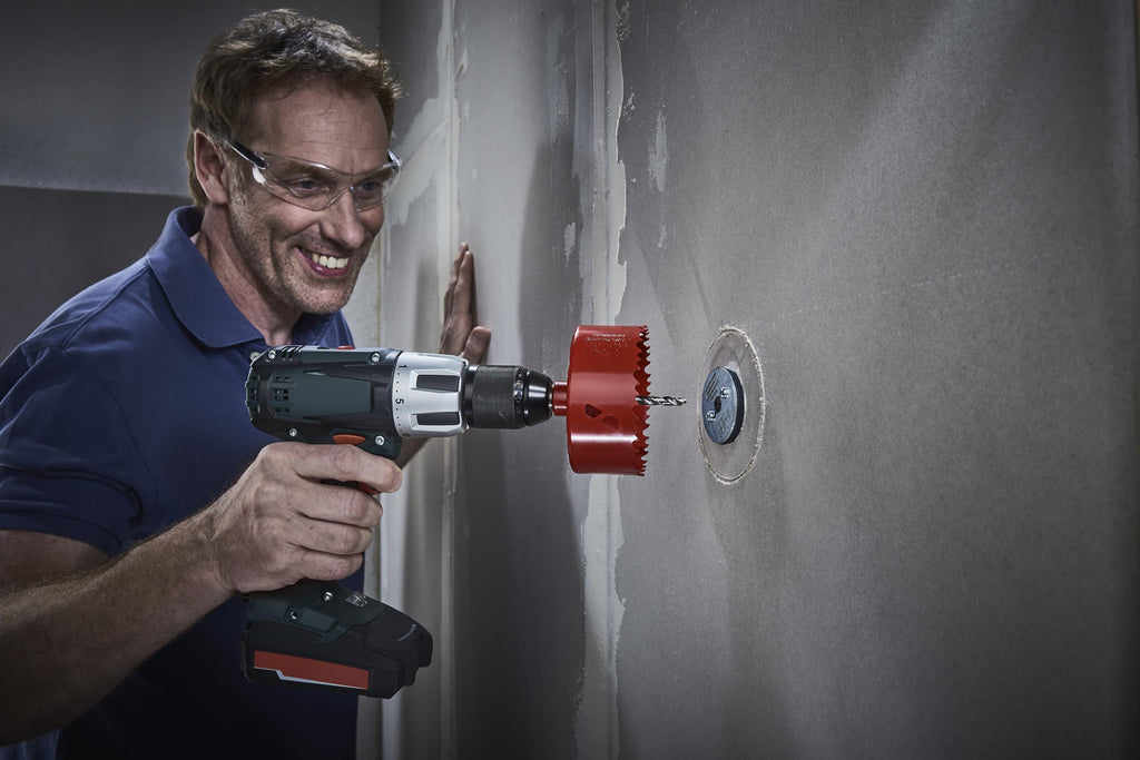 wolfcraft Aufbohrhilfe-Set für Lochsägen I 5953000 I Vorhandene Lochbohrungen erweitern I größere Spots in die Decke einbauen I Einbauhilfe für Halogenstrahler - Zentrierhilfe