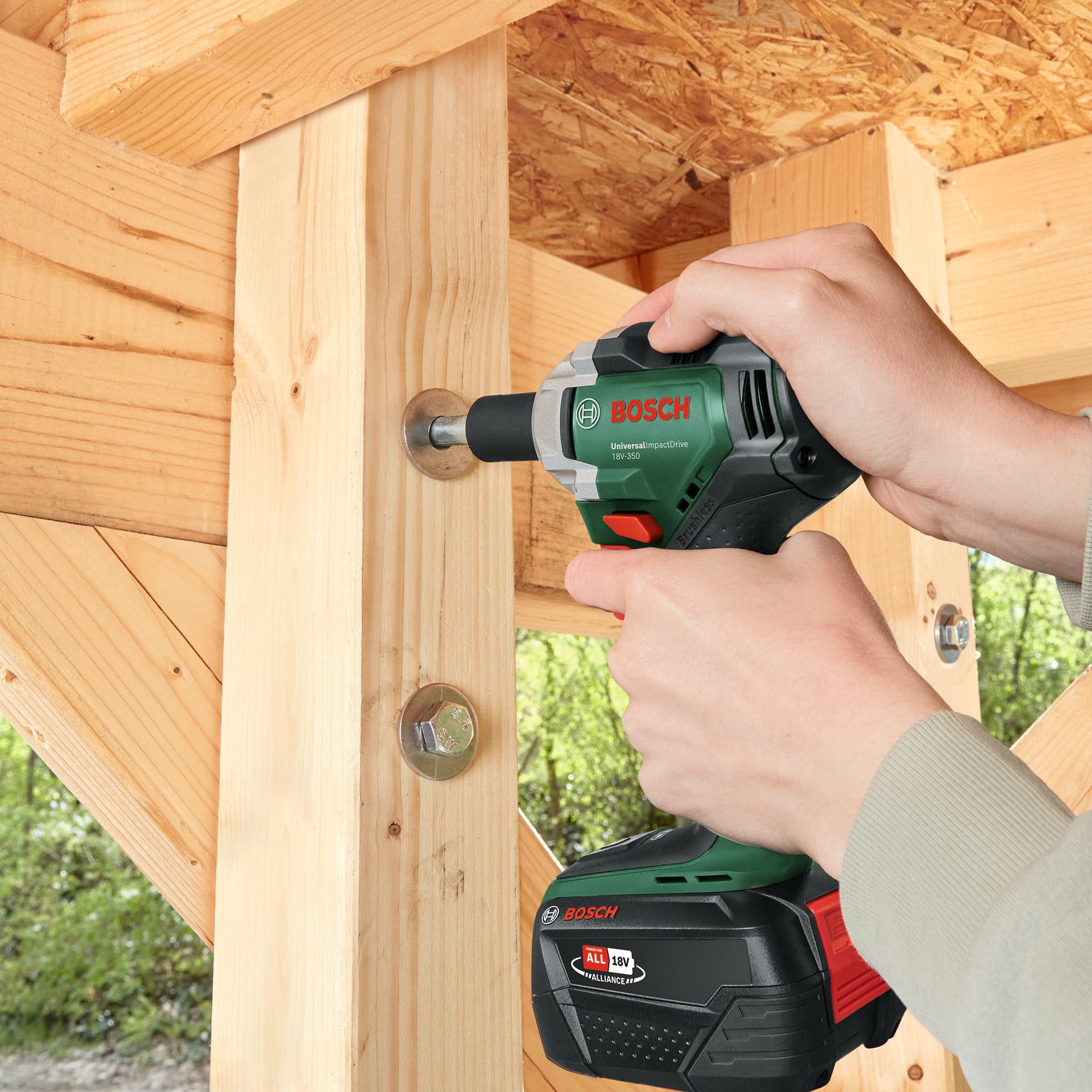 Bosch Akku-Drehschlagschrauber UniversalImpactDrive 18V-350 (kraftvolles Schrauben und Befestigen im Bauwesen; max. Drehmoment: 350 Nm; Sechskantadapter; Mutternschlüsselsatz; ohne Akku)