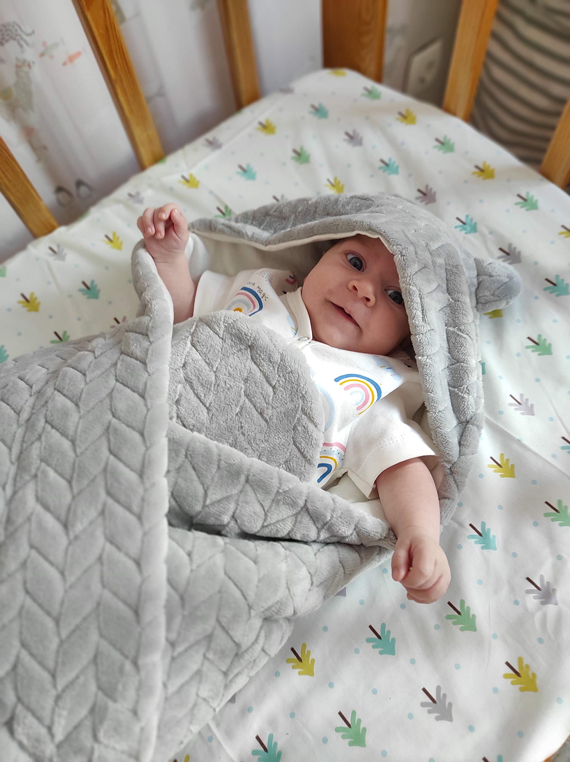 DANKA® Einschlagdecke für Babyschale, Kinderwagen, Kindersitze und Maxi Cosi - Baby Decke für Neugeborene, 80x80cm, mit Kapuze und Klettverschluss für Winter und Sommer, ganzjährig - Grau