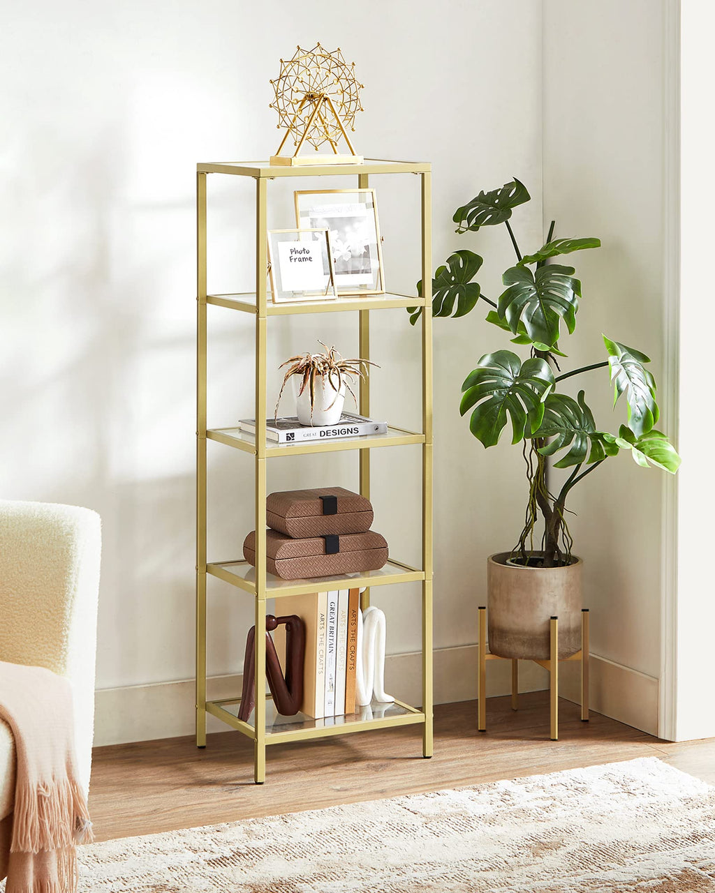 VASAGLE Regal mit 5 Ablagen, Badregal, gehärtetes Glas, einfache Montage, für Badezimmer, Wohnzimmer, Küche, Büro, transparent-metallisches Gold LGT029A01