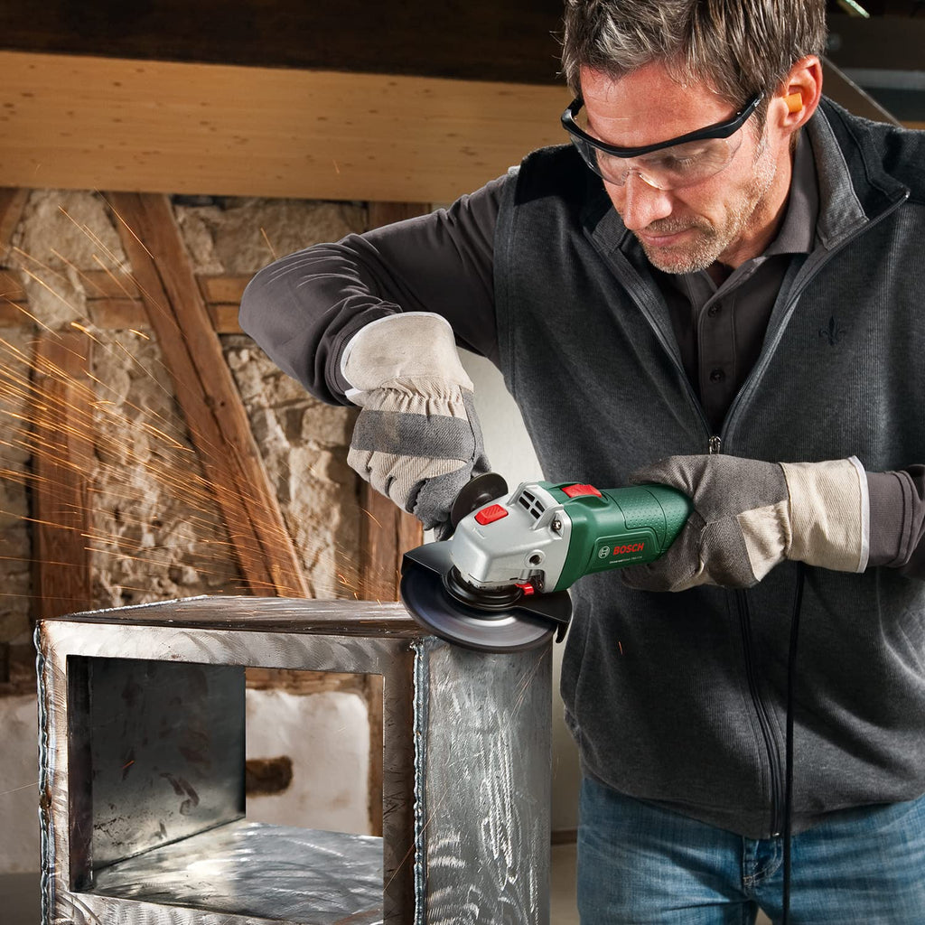 Bosch kompakter Winkelschleifer UniversalGrind 7-125 (750 W; 2x gerade Trennscheiben; 1x Schleifscheibe; zum Schleifen, Trennen und Bürsten; im Karton) – Amazon Edition