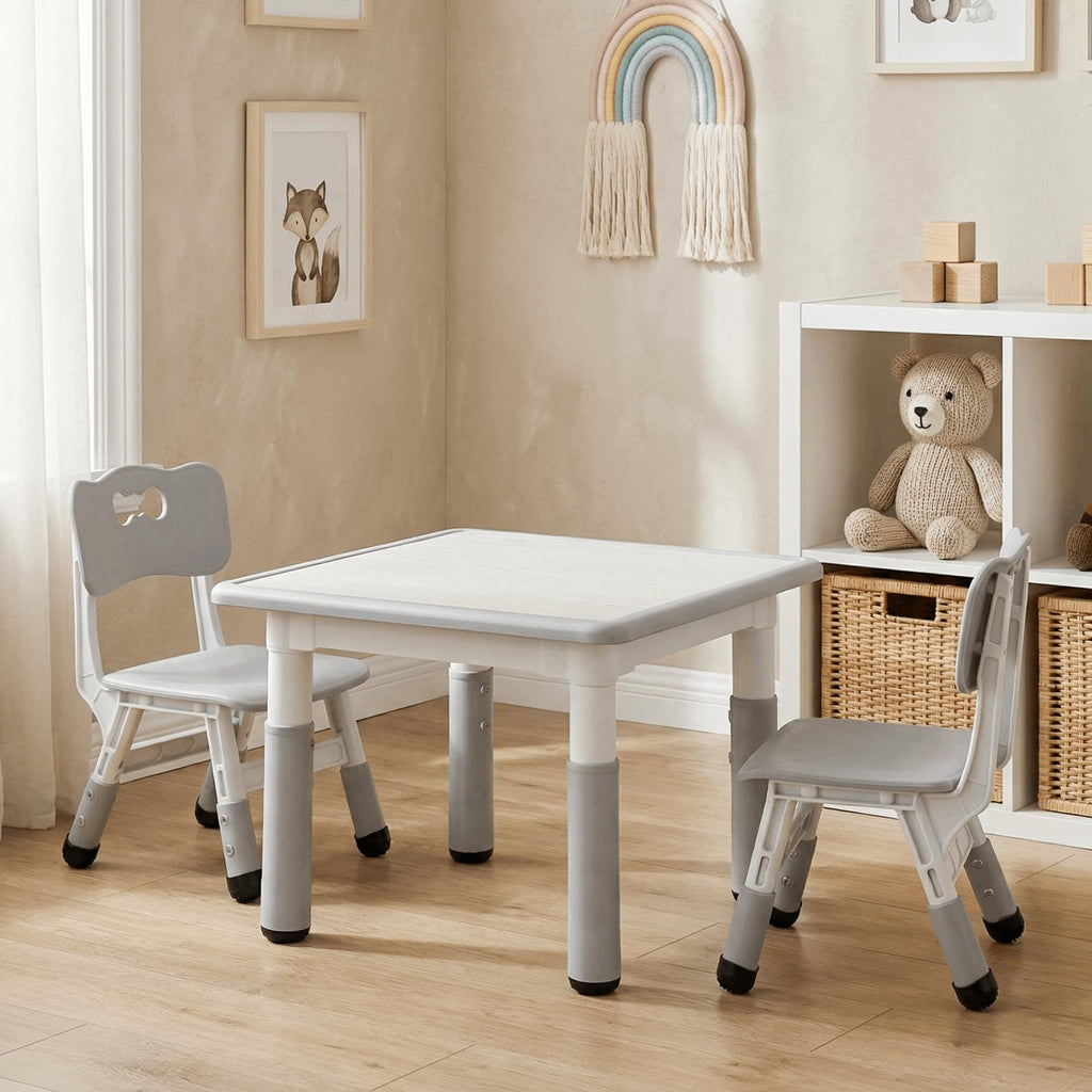 Kindertisch mit 2 Stühlen, Kindersitzgruppe Höhenverstellbar Packung, Tisch Stuhl Set für Kinderzimmer, Plastik Kindermöbel, Sitzgruppe für Jungen Mädchen ab 3 Jahre (Grau, Quadratischen Tisch)