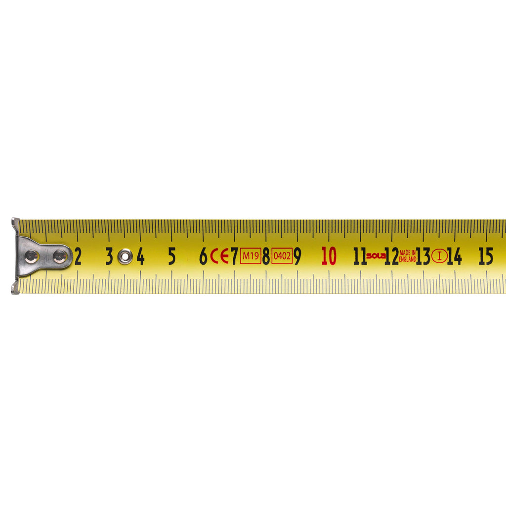 SOLA PRO-TM - Bandmaß 5m / 19mm - robustes Profi-Rollbandmaß mit Gürtelclip - Stahlband, gelb lackiert mit mm Skala - Genauigkeitsklasse I - Rollmeter mit beweglichem Endhaken - Länge 5m/19mm