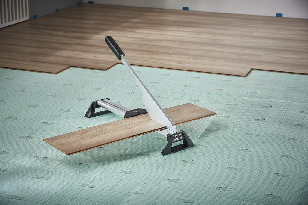 Wolfcraft 6937000 Laminatschneider LC 600 | Schneidegerät für Laminat von bis zu 46,5 cm Breite | Max. Schnittstärke: 11 mm | Ideal für Standard-Verlegearbeiten