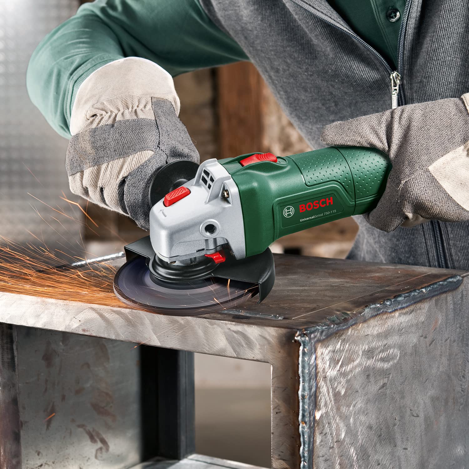Bosch kompakter Winkelschleifer UniversalGrind 7-125 (750 W; 2x gerade Trennscheiben; 1x Schleifscheibe; zum Schleifen, Trennen und Bürsten; im Karton) – Amazon Edition