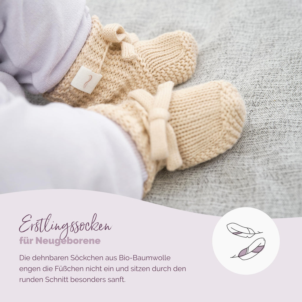 Livella Kuscheltuch „Hase“ mit Söckchen - Reine Bio-Baumwolle – Premium Schmusetuch, Kuscheldecke, Schmusedecke, Strickdecke - Samtweich & atmungsaktiv - Oeko-TEX® Standard 100 und GOTS Zertifiziert