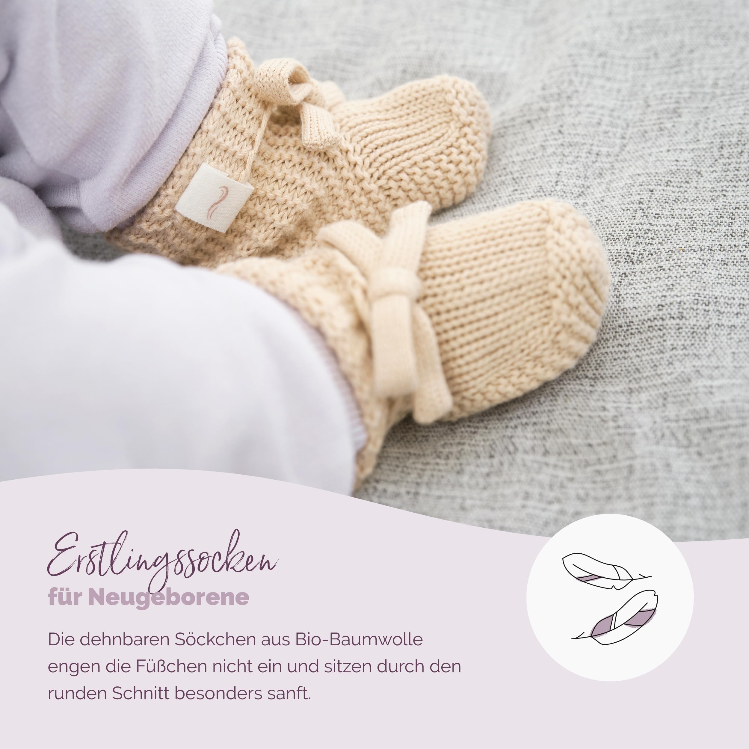 Livella Kuscheltuch „Hase“ mit Söckchen - Reine Bio-Baumwolle – Premium Schmusetuch, Kuscheldecke, Schmusedecke, Strickdecke - Samtweich & atmungsaktiv - Oeko-TEX® Standard 100 und GOTS Zertifiziert