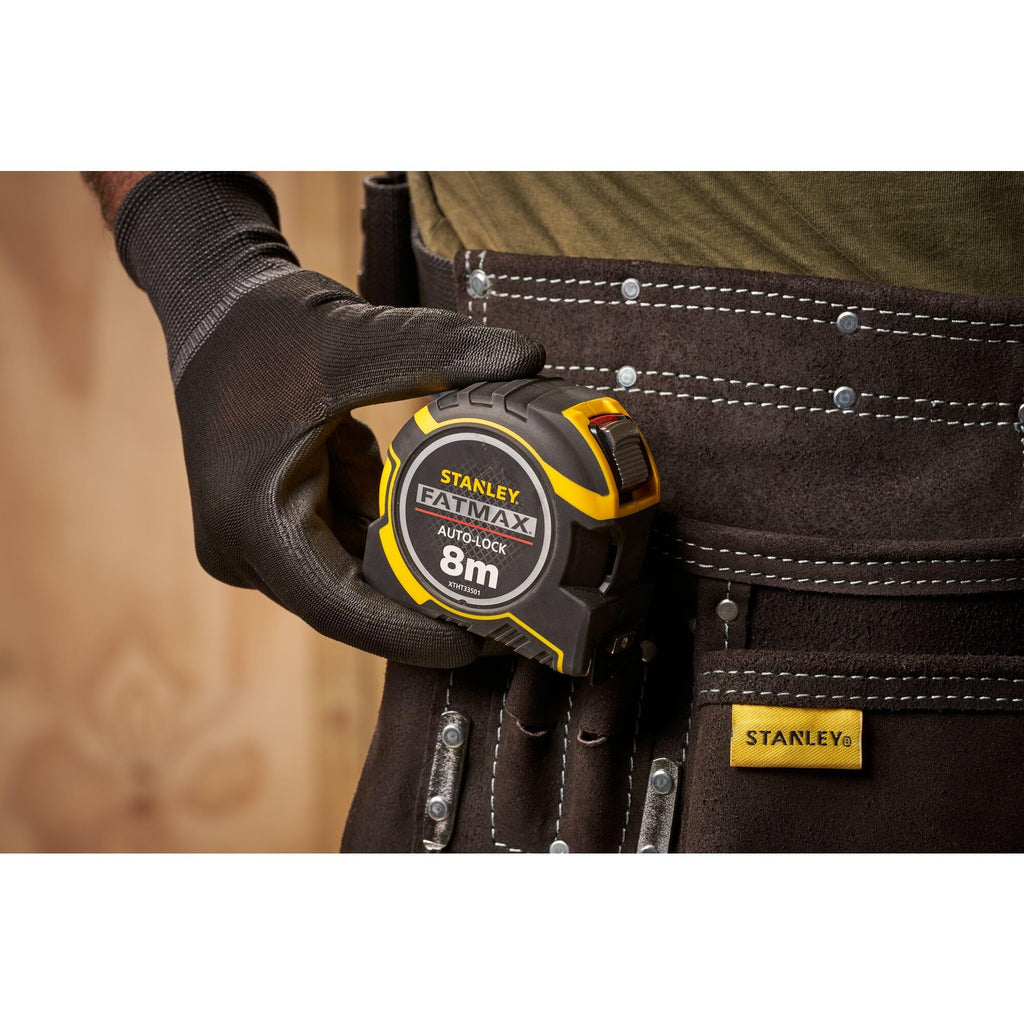 STANLEY FatMax Maßband Bandmaß PRO Autolock (Maßband 8 m Länge, 32 mm Klingenbreite, austauschbare Haken, Mylar Schutzschicht, mit Feststeller & Rücklauf, inkl. Gürtel-Clip) - XTHT0-33501
