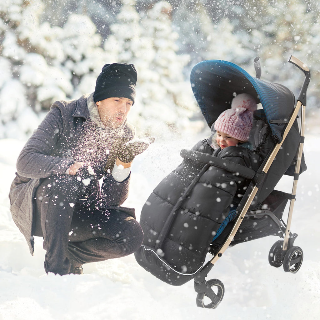Zamboo Fußsack für Joie Buggy Sportwagen (passend für Litetrax, Mytrax, Chrome) - Winterfußsack für Kinderwagen, mit Reflektor, Kapuzenfunktion & Tasche - Schwarz