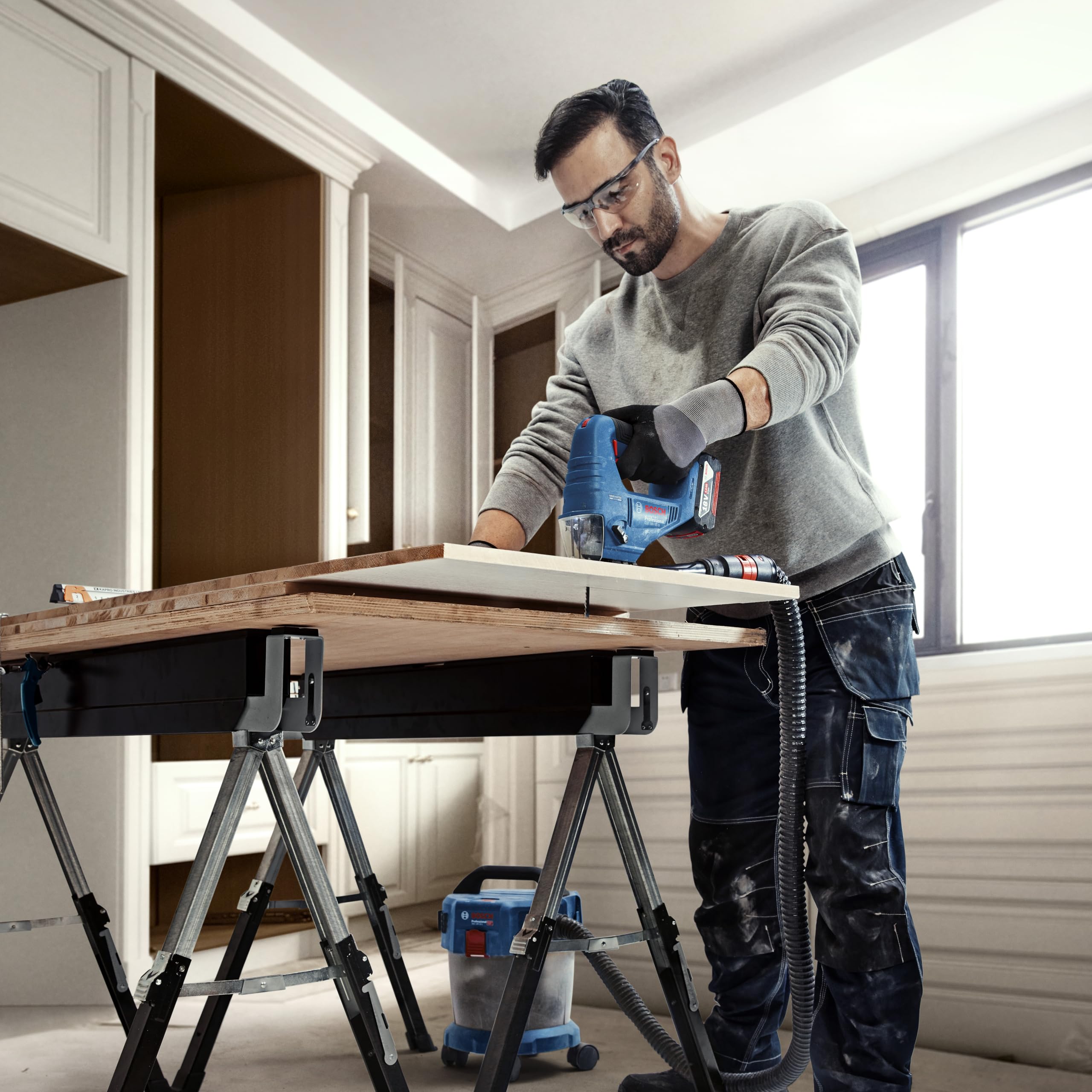 Bosch Professional 18V System Akku Säbelsäge GST 18V-95 B