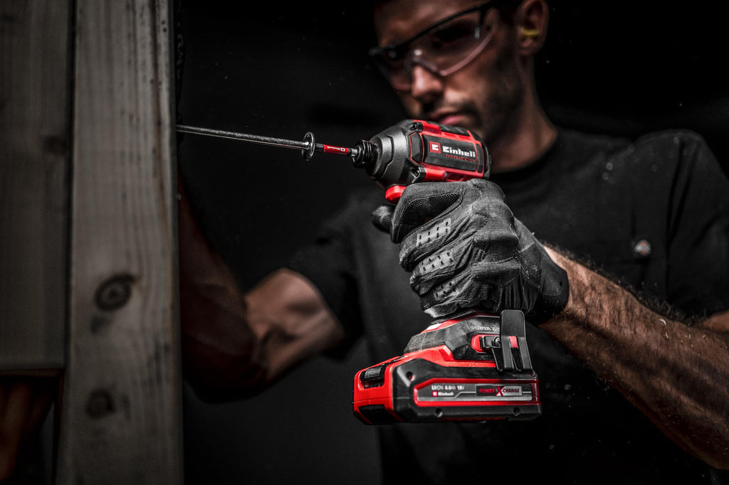 Einhell Professional Akku-Schlagschrauber TP-CI 18/250-C Li BL-Solo Power X-Change (18 V, 250 Nm Drehmoment, Brushless, Innensechskant-Aufnahme, LED-Licht, ohne Akku)