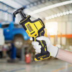 DEWALT 18 Volt Akku-Kompakt-Säbelsäge(bürstenloser Motor, sehr kompakte Abmessungen, werkzeugloser Sägeblattwechsel, schwenkbarer Sägeschuh, Lieferung ohne Akku und Ladegerät), DCS369N-XJ
