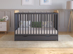 Love For Sleep Babybett Beistellbett 120x60 cm mit Schublade & Matratze - Kinderbett Baby Bett Holz Anthrazit-Kiefer, Babybett Komplett Set - Kinderbett Babybett Mitwachsend Gitterbett
