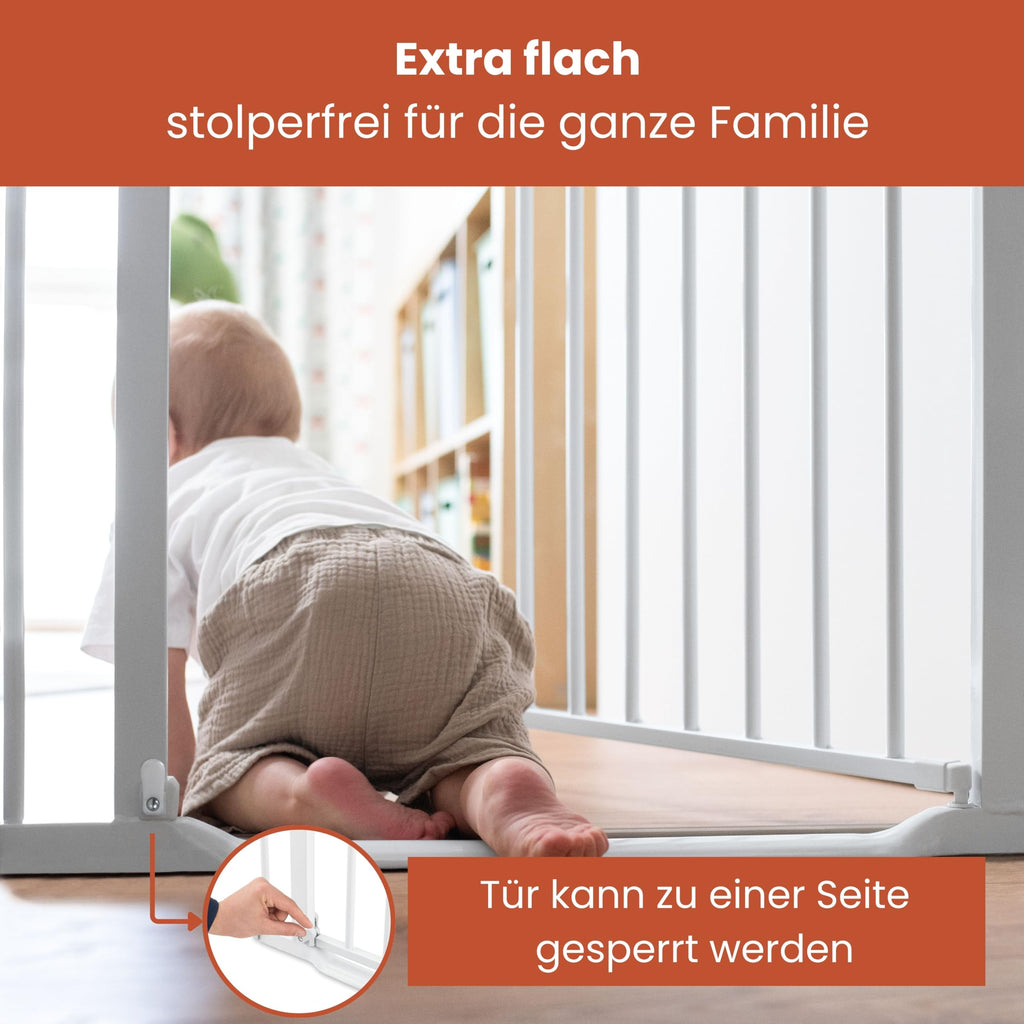 hauck Clear Step 2 + 9 cm Verlängerung, Weiß - Kinderschutzgitter Hundegitter, Verstellbare Breite 84-89 cm, 77 cm Hoch, Flacher Einstieg, Einhand Öffnung, ohne Bohren, für Innen