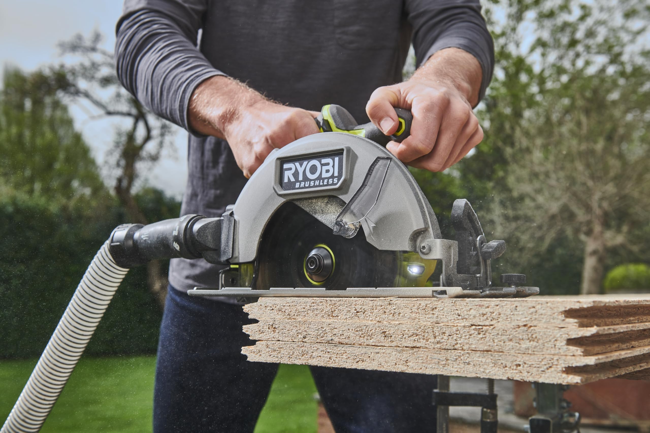 RYOBI 18 V ONE+ Brushless Akku-Handkreissäge RCS18BL-0, 184 mm Sägeblatt, werkzeuglose Einstellungen, ohne Akku und Ladegerät