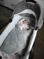 DANKA® Einschlagdecke für Babyschale, Kinderwagen, Kindersitze und Maxi Cosi - Baby Decke für Neugeborene, 80x80cm, mit Kapuze und Klettverschluss für Winter und Sommer, ganzjährig - Grau